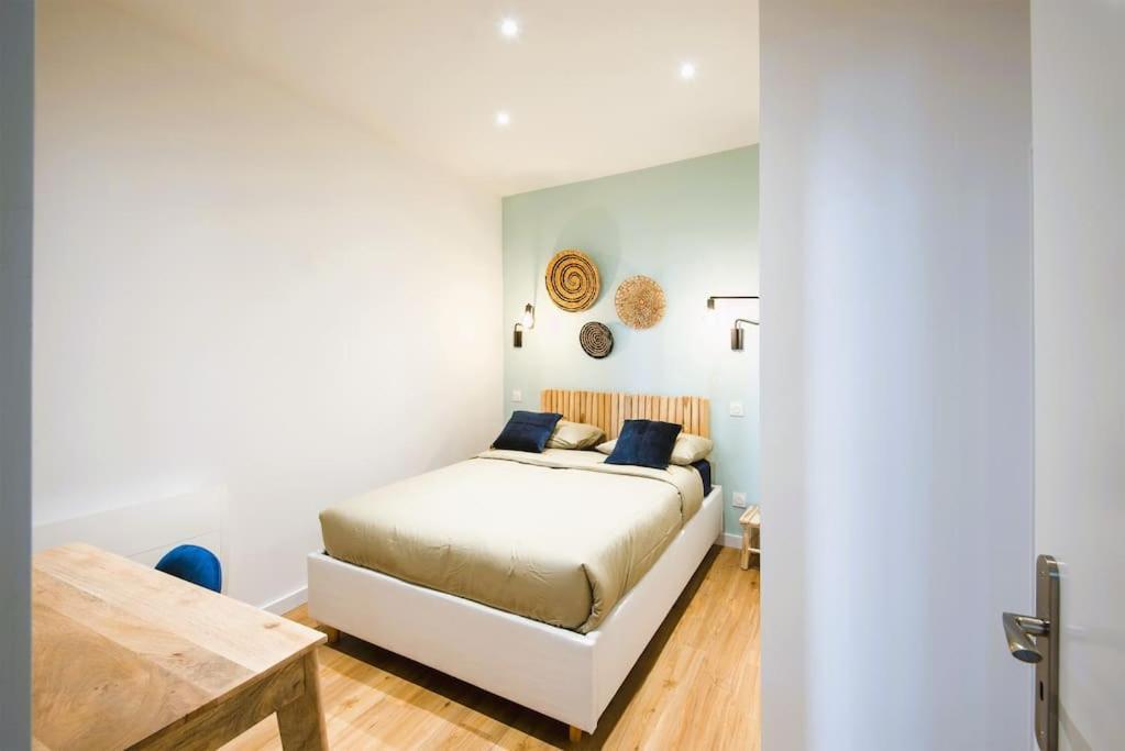 Spacious T2 Near The Halles And The Harbour Toulon Buitenkant foto